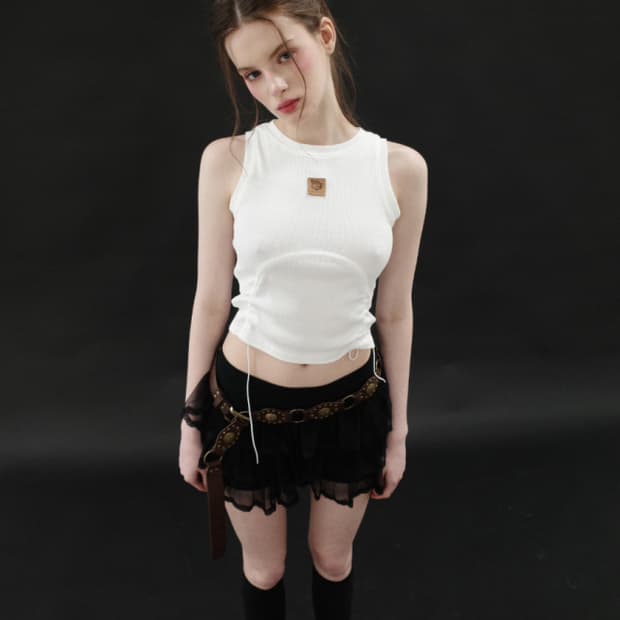 드라이로즈 터널 로고 슬리브리스 버터크림 옐로우레더와펜셔링스트랩홀터나시롤