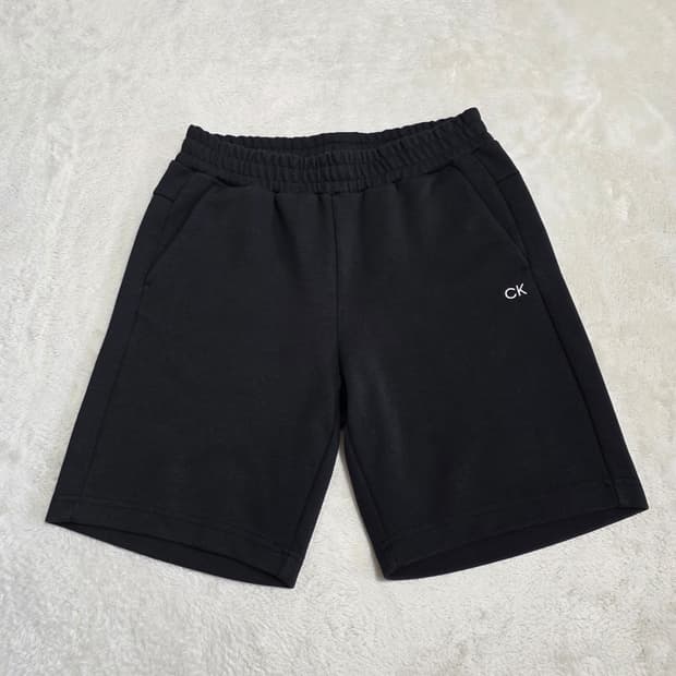 (S)여성 캘빈클라인 반바지