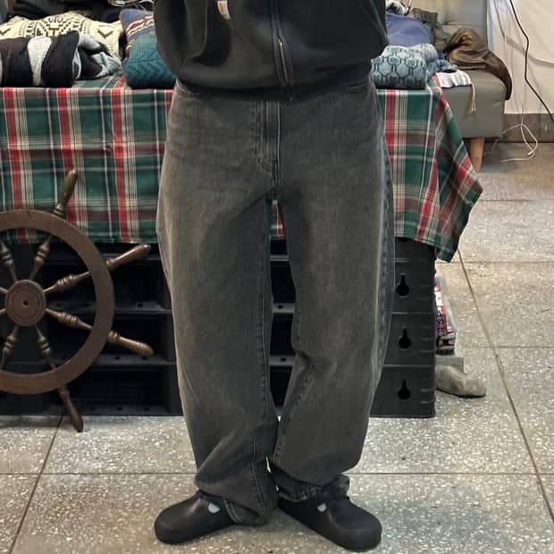 리바이스 프리미엄 스테이루즈