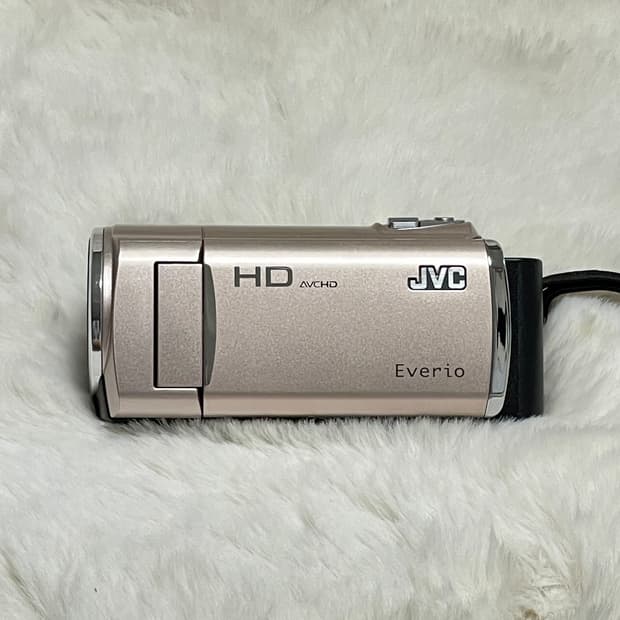 JVC Everio GZ-HM670-N 빈티지 캠코더