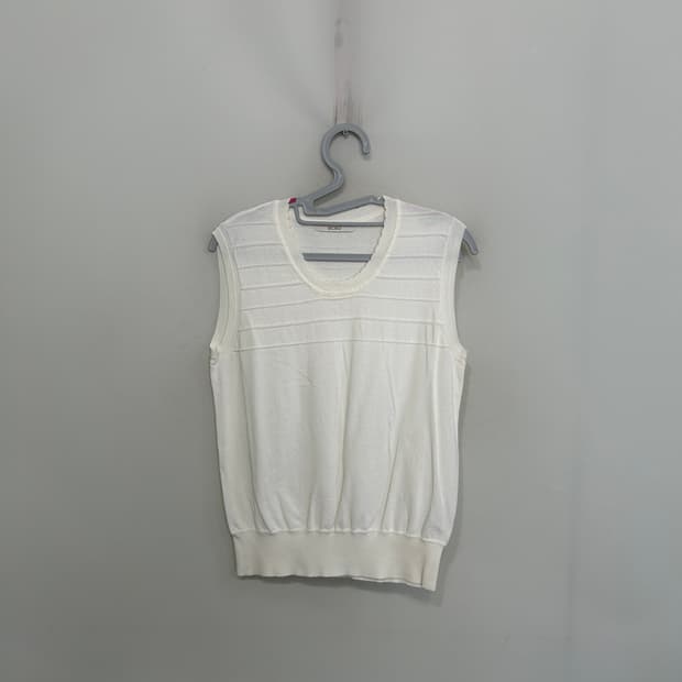 BCBG 2024 민소매 니트 66 