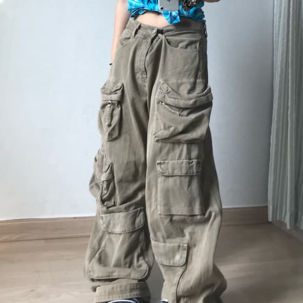 Beige double bold pocket strap cargo pt
