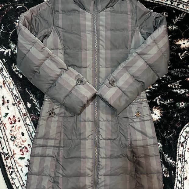 버버리 체크 퀼팅 롱 패딩 코트