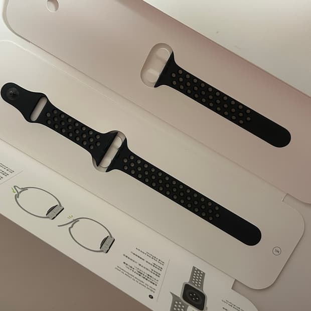 애플워치 나이키 스포츠 밴드 엔트러사이트 블랙 40mm