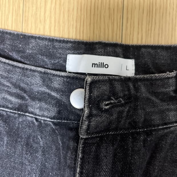 밀로아카이브 워싱 흑청바지 L