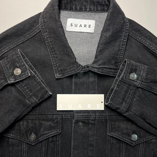 수아레 맥시핏 데님 트러커 자켓 블랙 새상품 정가 9.9만 판매