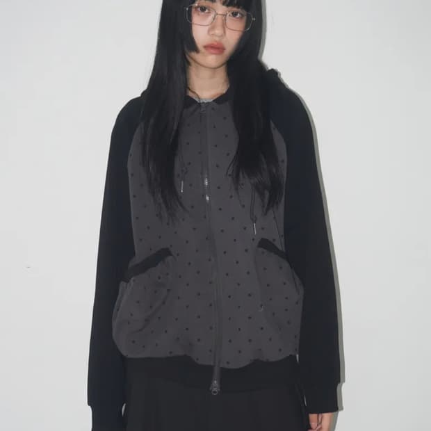 썸플레이스 도트 패턴 심볼 로고 나그랑 배색 후드집업