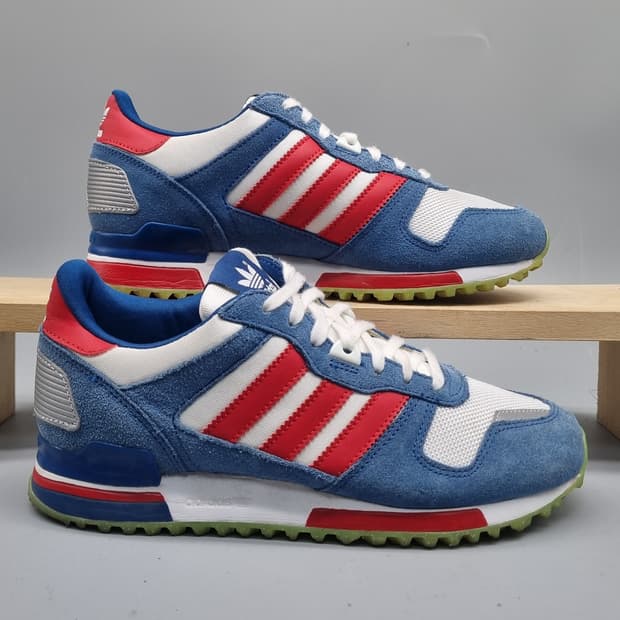 아디다스 ZX700 여성운동화225