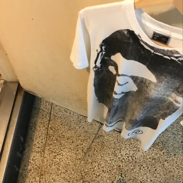 (한정판) 베이프 반팔 작사 (m-l)