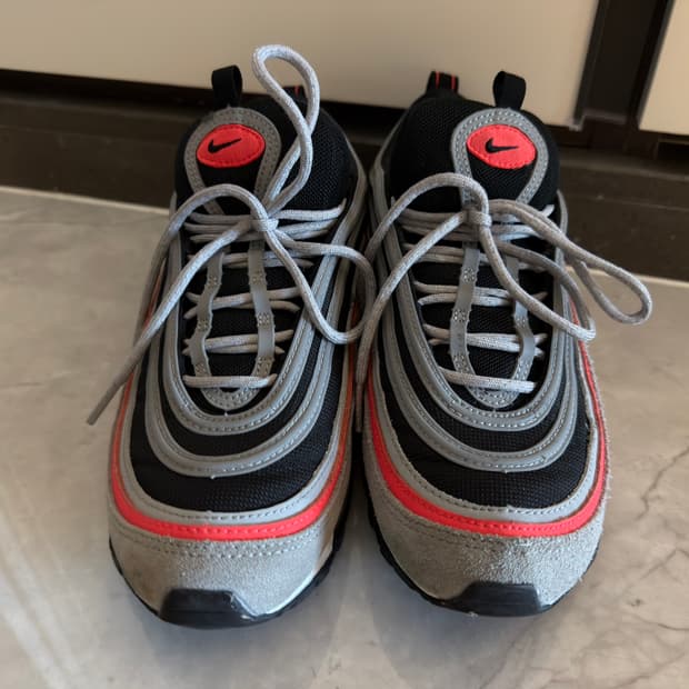 에어맥스97 울프그레이 라디언트레드
