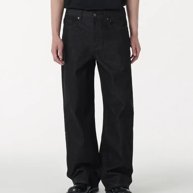 (26)무신사 와이드 데님 팬츠 로우블랙