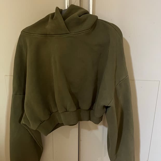 Entires studios 크롭 후드티 s