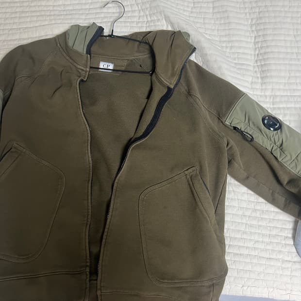 Cp컴퍼니 후드집업 L