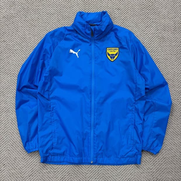 푸마 옥스퍼드유나이티드 바람막이 v2026
