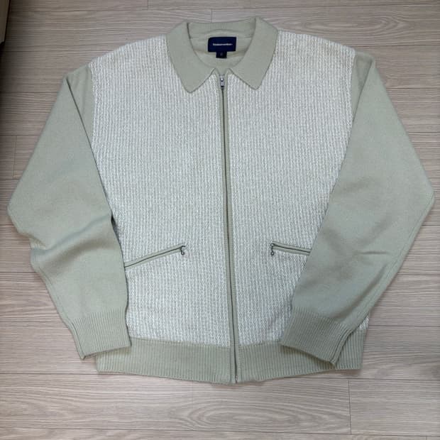 [L] 디스이즈네버댓 니트 집업