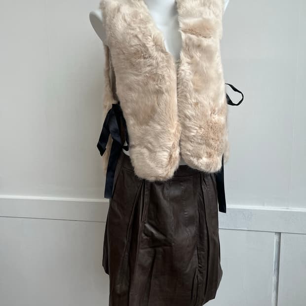 Ting Ting 옆리본 퍼 조끼