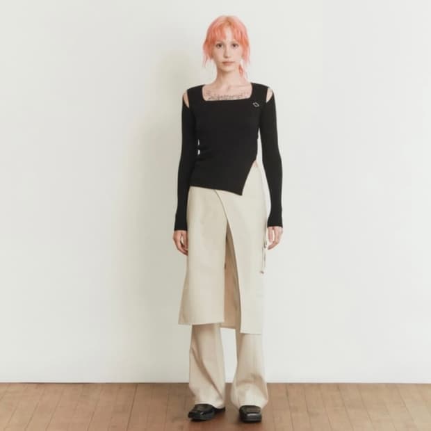 MSCHF 미스치프 스퀘어넥 니트탑