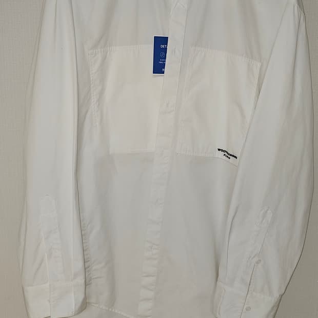우영미 화이트 셔츠 52사이즈