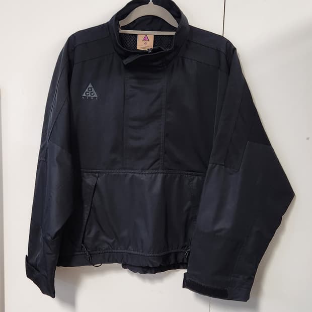 나이키 ACG 블랙 바람막이 자켓 M