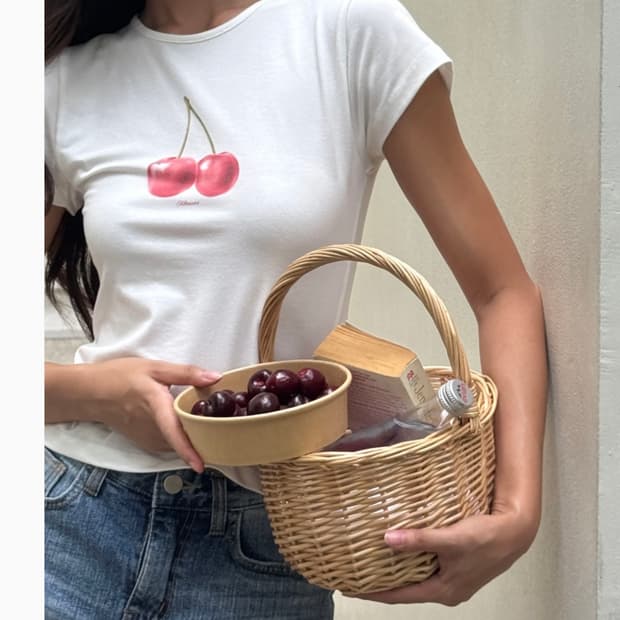 kleesier cherry tee