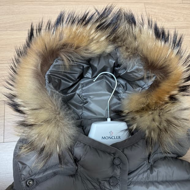 몽클레어 헤르민퍼 패딩 