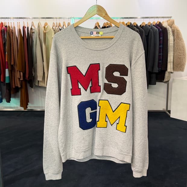 [L] MSGM 스펠아웃 맨투맨