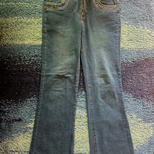 참 예쁜 큐빅 데님워싱 진 부츠컷