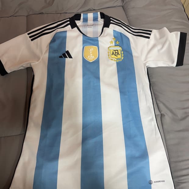 아르헨티나 2022 3성 유니폼