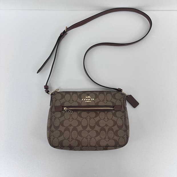 COACH 코치 시그니처 크로스백 가방