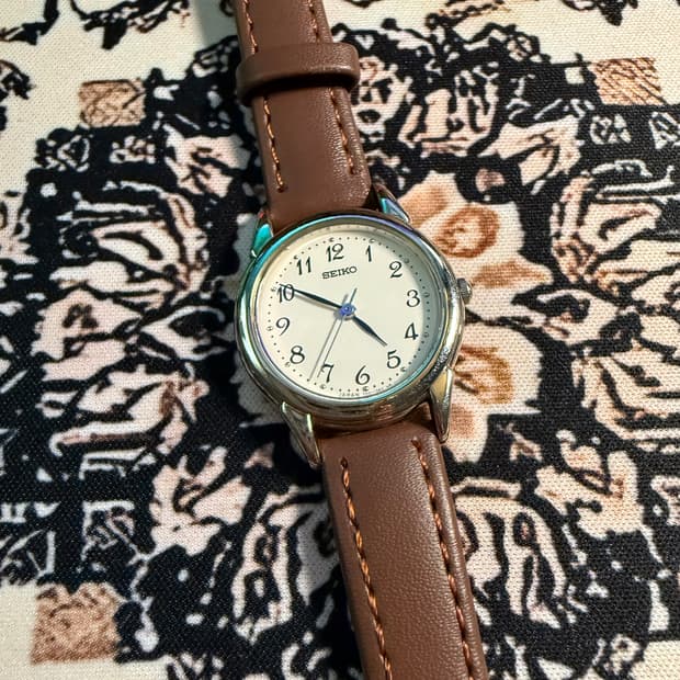 SEIKO 빈티지 쿼츠 시계