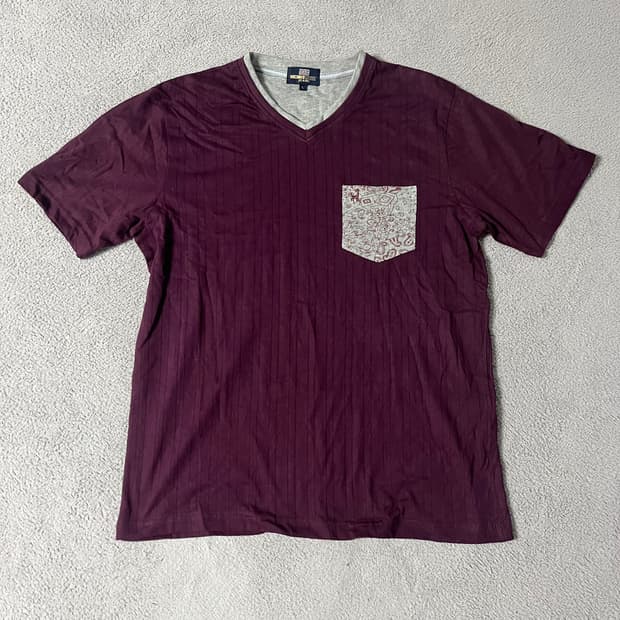 Paisely pocket t shirt