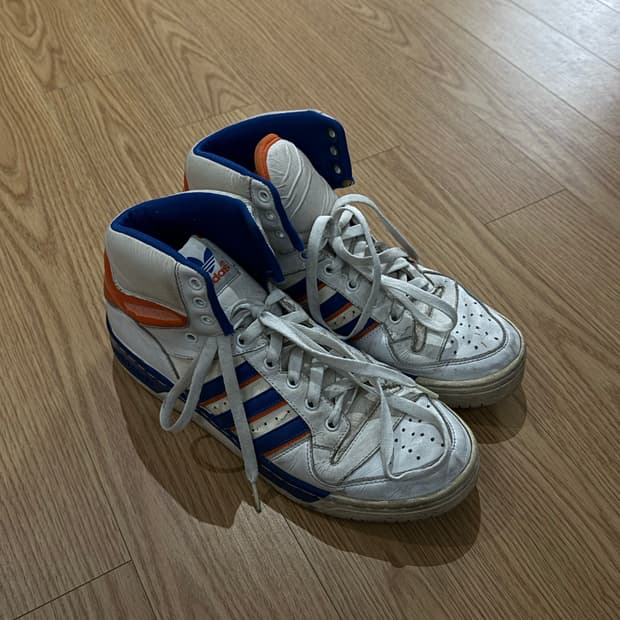 아디다시 올드스쿨 하이탑