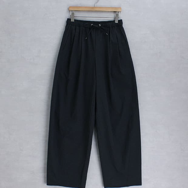 GU _ Barrel leg pull-on pants