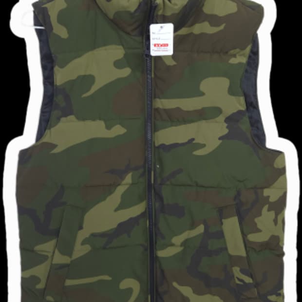 남여55 디자인유나이티드 카모 패딩조끼
