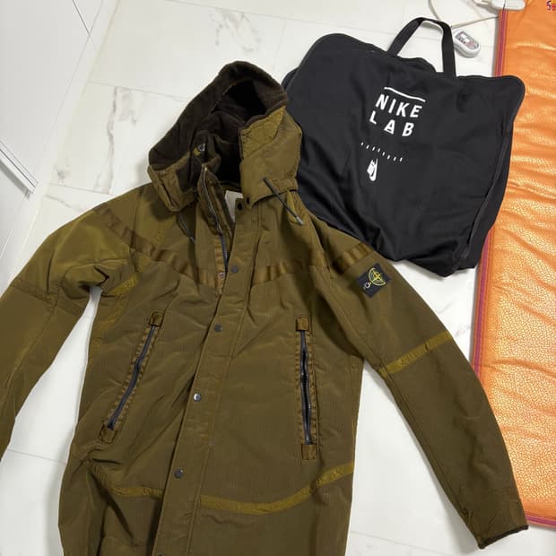 나이키 스톤아일랜드 퍼 자켓 L사이즈