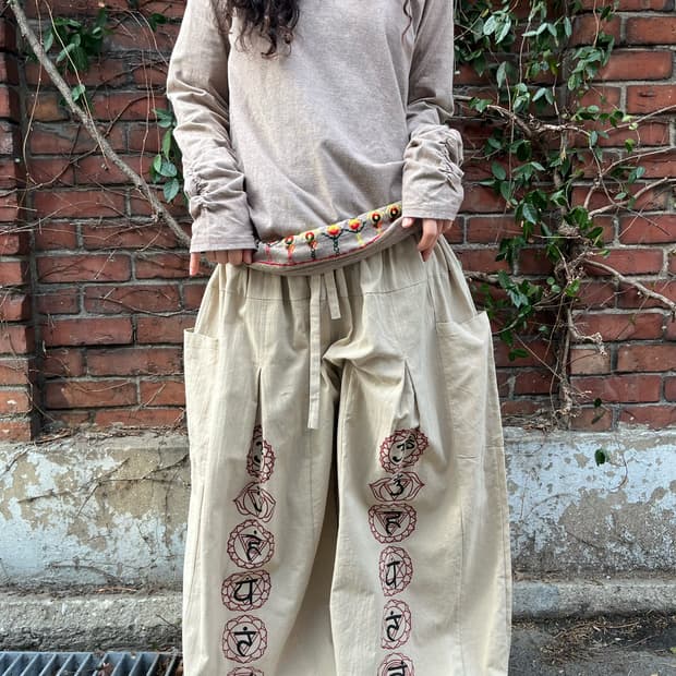 차크라 문양 벌룬 팬츠