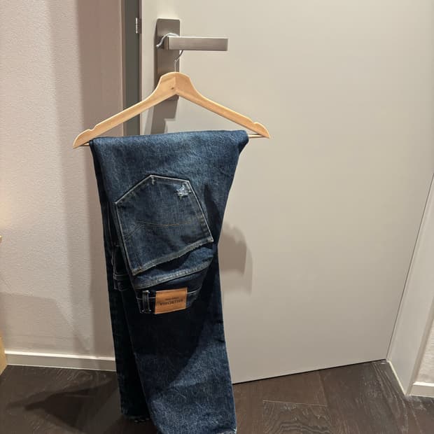 발렌시아가 가드로브 데님 32사이즈