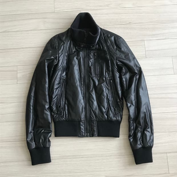 슬림 하이넥 포켓 자켓 