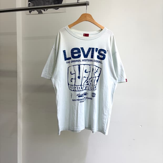 LEVIS 반팔 티셔츠