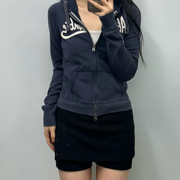 아베크롬비 y2k 와투케 딱붙 네이비 후드집업