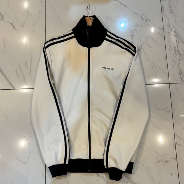 대장급져지 아디다스 버켄바우어 황금로고  흰색져지 