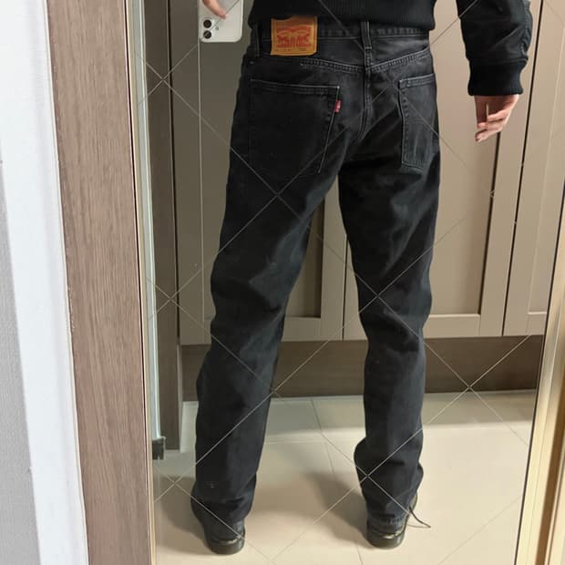 [Levi’s 555 W33 L32]