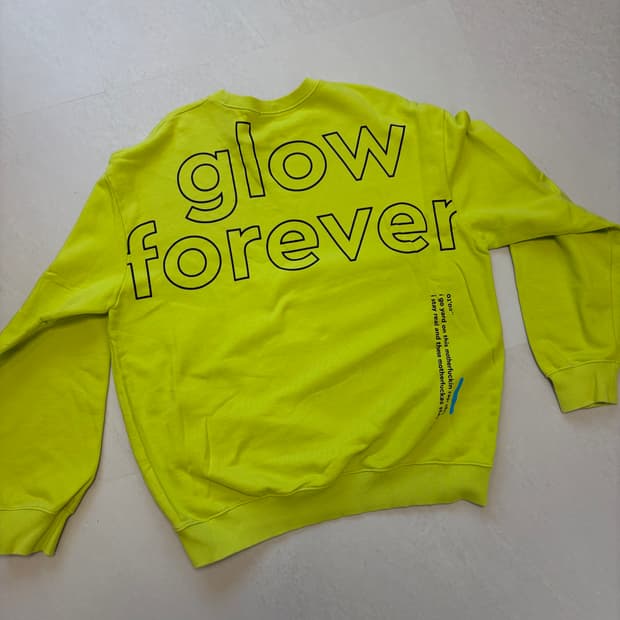 glow forever 더콰이엇 머천 맨투맨