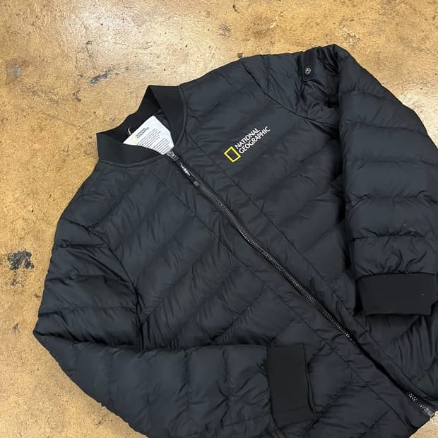 [정품/M] 내셔널지오그래픽 경량 패딩 블랙 b10
