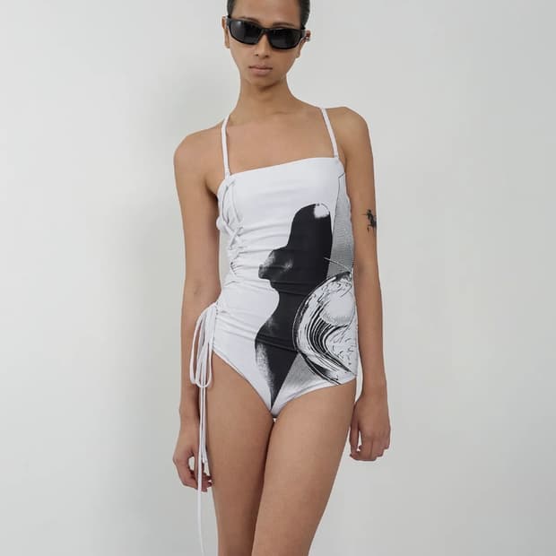 나체 COSMIC SWIM SUIT WHITE 수영복