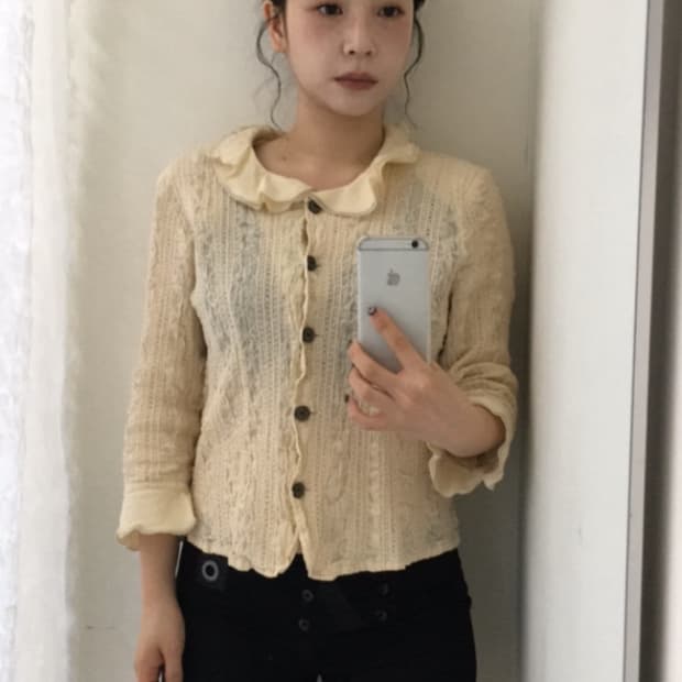 ruffle collar blouse