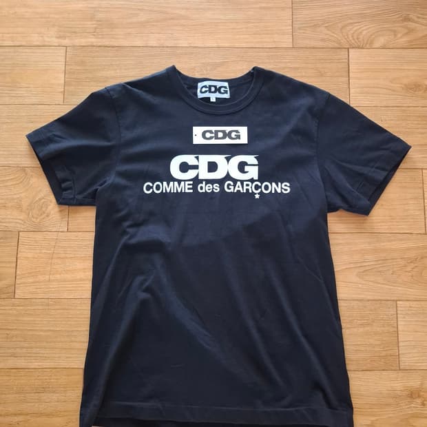 꼼데가르송 CDG 로고 반팔티 블랙 L