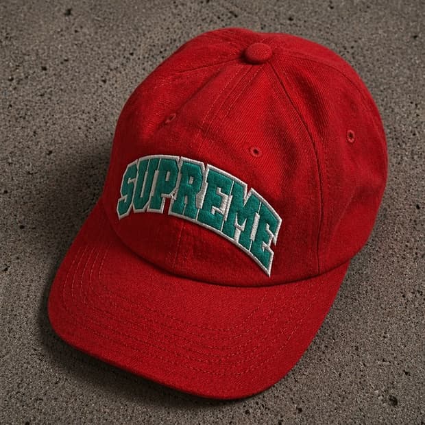 슈프림 펠트 아크 6-패널 레드 캡