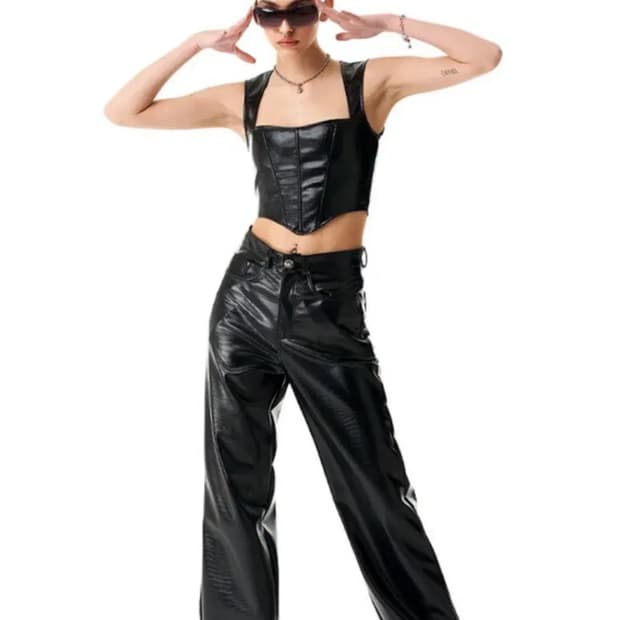 Badee 배디 레더 뷔스티에+팬츠 세트 새상품