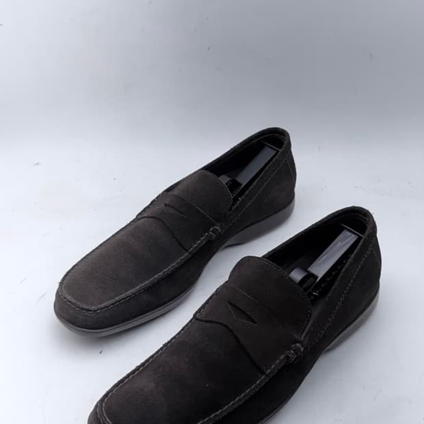 프라다 리네아 로사 스웨이드 로퍼 275